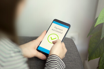 Online payment shopping modern woman phone application