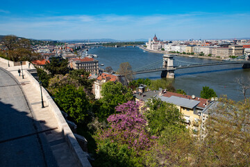 BUDAPEST, HUNGARY CITYSCAPE. PARLEMANT AND BRIDGE ON DANUBE