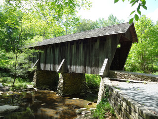 The Pisgah Covered Bridge in Asheboro is only one of two left standing in North Carolina - obrazy, fototapety, plakaty