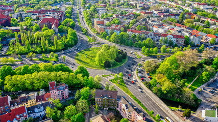 Der Falkenseer Platz in Berlin Spandau aus der Vogelperspektive, Mai 2021