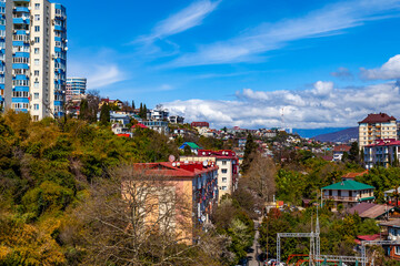 Obraz premium Sochi, Russia, April 12, 2021. Typical urban view on a cloudy spring day. 