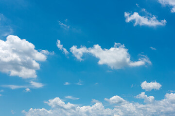 Fototapeta na wymiar Blue sky and clouds 