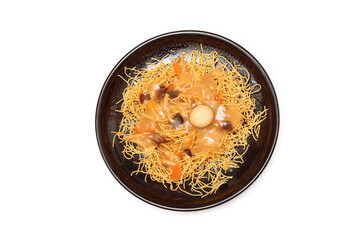 黒い皿にもった皿うどん