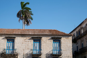 Blue skies in La Habana 