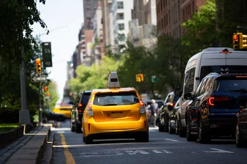 Foto op Plexiglas zicht op het verkeer in Madison Avenue in New York © Fernando