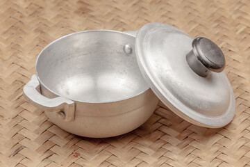 Ustensile de cuisine, Petite marmite 