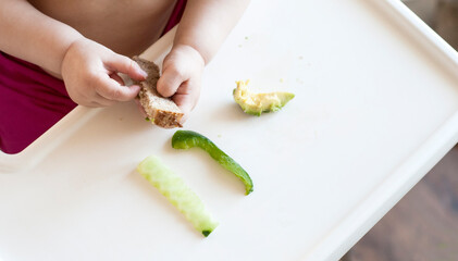 Baby led weaning dinner, blw, finger food, kids food, feeding up baby, six months baby food, baby hand
