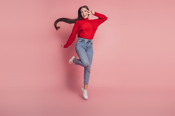Full size photo of jumping high lady v-signing positively wear casual clothes
