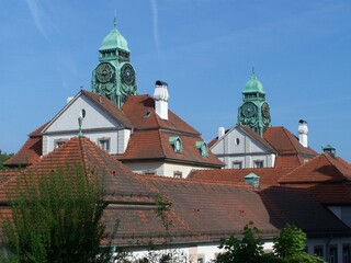 Dach des historischen Sprudelhofs in Bad Nauheim, Hessen, Deutschland