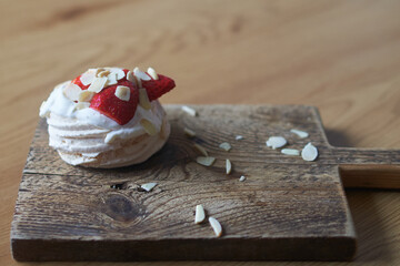 Beza deser z maskarpone