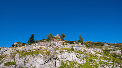 Blick hinauf zum Loser Gipfel im steirischen Salzkammergut, Österreich