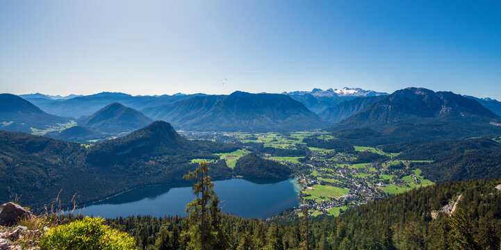 Blick &uuml;ber Altaussee und den Aussee im steirischen Salzkammergut, &Ouml;sterreich