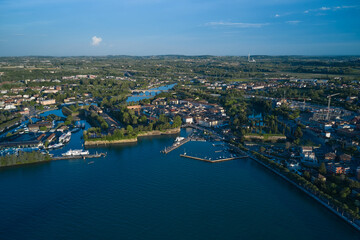 Obraz premium Aerial view of the historic city of peschiera del garda. Italian resorts on Lake Garda. Aerial panorama of the city of Peschiera del Garda on Lake Garda, Italy.