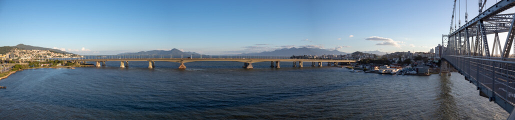 Panorâmica de Florianópolis com a Ponte Hercílio Luz e a Ponte Pedro Ivo, Ponte Colombo Salles,...