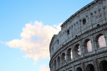 Obraz na płótnie Canvas european roman coliseum rome ruin building