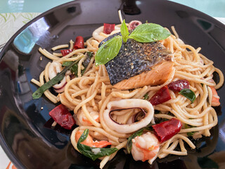 spaghetti with shrimp