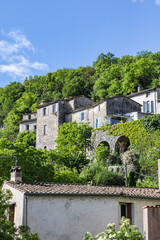 Fototapeta na wymiar Vue sur le village médiéval de Sauve (Occitanie, France)