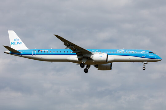 HAMBURG, GERMANY - Apr 17, 2021: KLM Embraer E195 PH-NXA