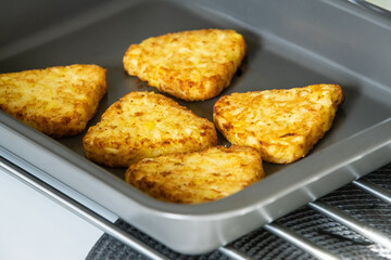 tray of hash browns