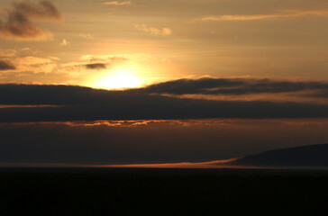 Atardecer en el desierto.