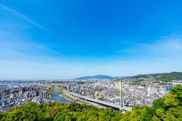 Fototapeta premium [大阪府]晴天の池田市五月山秀望台からの景色
