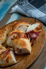 Italian bread stuffed with provolone cheese and pepperoni sausage.
