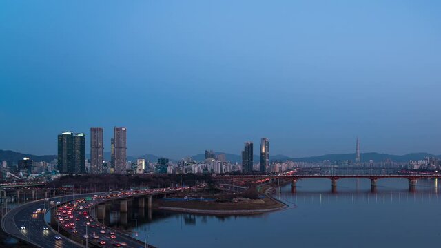 Timelapse 4k sunrise and traffic of cityscape and Capital of South Korea popular tourist attractions in South Korea