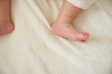 赤ちゃんの足