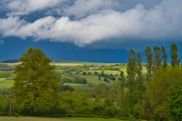 Obraz premium Frühling im Naturpark Morvan im Burgund in Frankreich