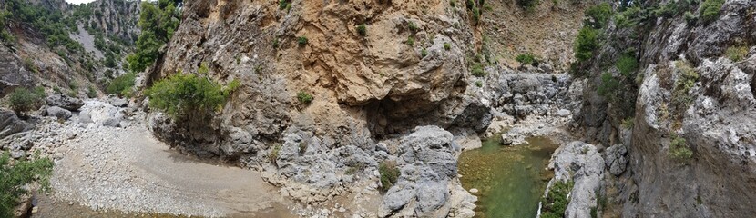 Wildes Kreta: Die Havga-Schlucht / Lasithi-Hochebene