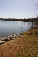 Vertical shot of Antrim Lake in Columbus, Ohio under cleay