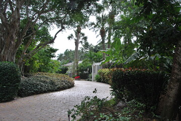 Park in der Downtown von Naples am Golf von Mexico, Florida