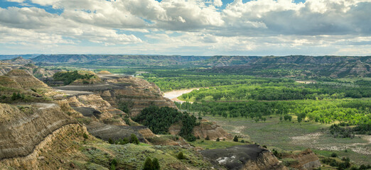 Along the Caprock Coulee Nature Trail in the Theodore Roosevelt National Park - North Unit on the Little Missouri River - North Dakota Badlands - obrazy, fototapety, plakaty