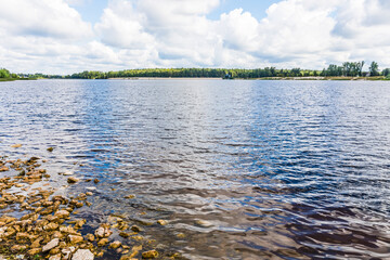 The city reservoir of the city of Gus-Khrustalny is a small artificial lake-type reservoir in the upper reaches of the Gus River. Russia