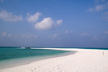 Sandbank in the middle of ocean, Maldives