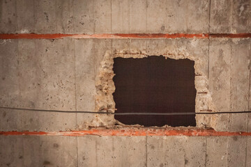 Durchbruch in der Wand