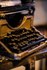 Máquina de escrever antiga