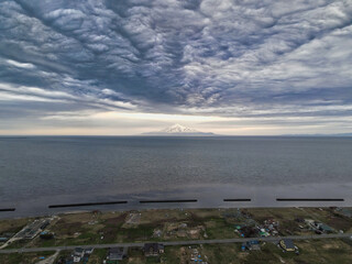 曇天夕焼けの利尻富士
