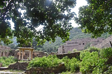 Fototapeta na wymiar Bhangarh fort the most haunted fort in rajasthan,india,asia