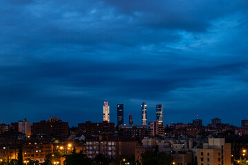 Fototapeta na wymiar sunset over the city of Madrid,