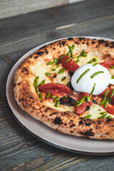 ristorante pizza pizzeria mortadella salami pizzas tomato mozzarella pomodori kitchen cuisine restaurant prosciutto basilico burrata - Luca Baldereschi