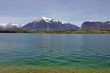 Naklejka premium Thunersee, Alpen, Schweiz