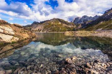 Fototapeta na wymiar lake in the Alps mountains, Austria