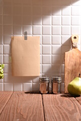 キッチンとメモの風景