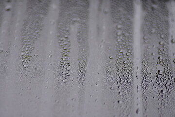 Gocce su vetro