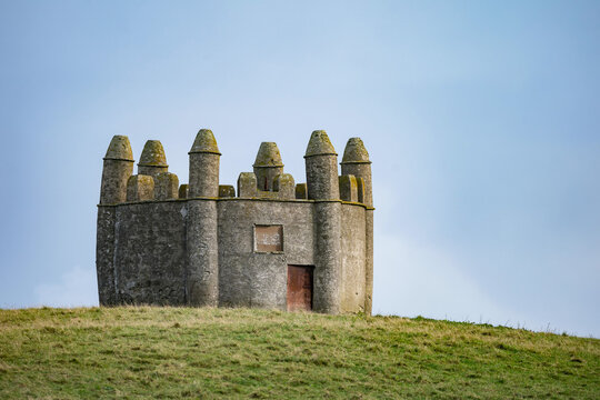 Harolds Tower (Haralds Tower or Harrold&rsquo;s Tomb) was built by Sir John Sinclair of Ulbster.