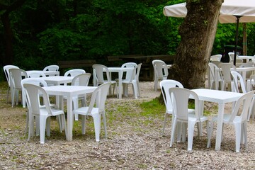 table and chairs