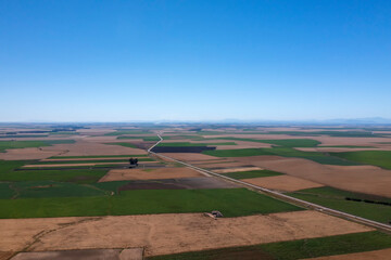 vista aérea de la campiña de Carmona en la provincia de Sevilla, España
