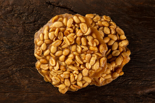 P&eacute; de muleque. Traditional Brazilian sweet.