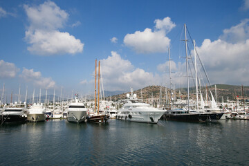 Naklejka premium トルコ ボドルムのヨットハーバー